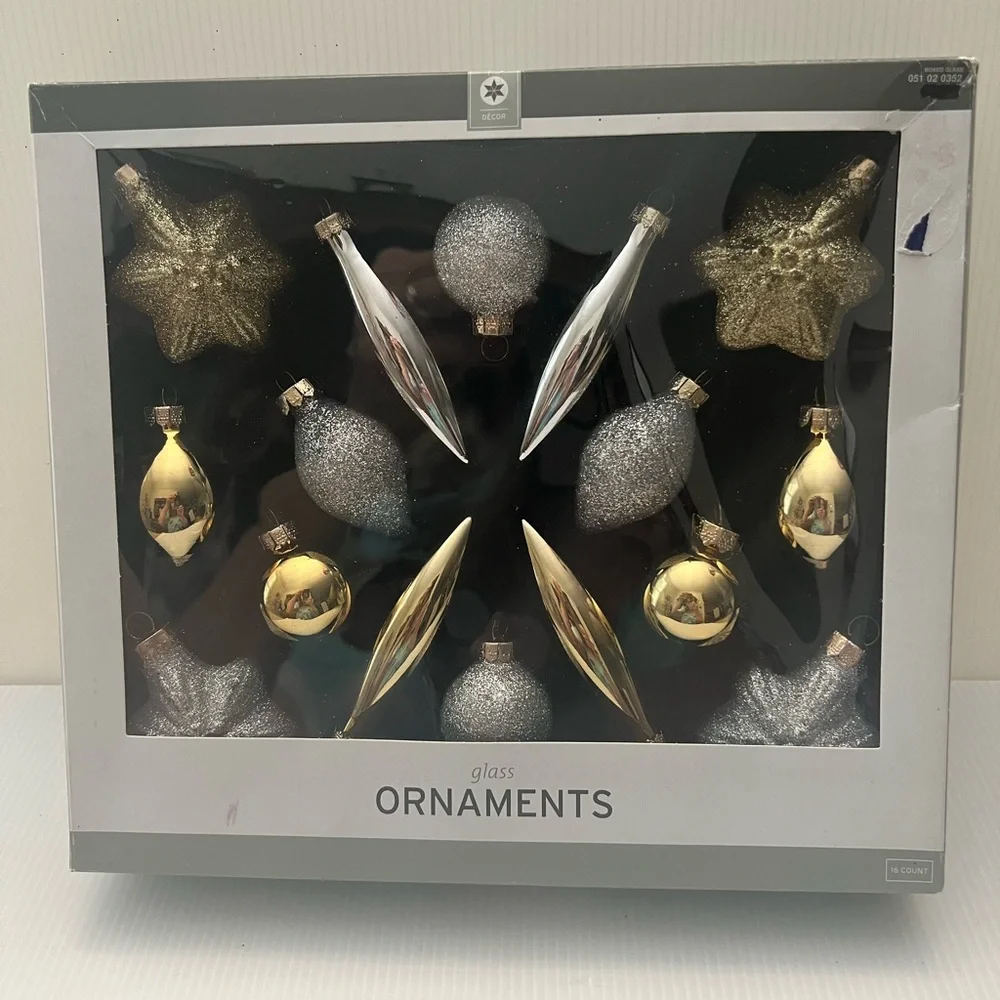 Set a 16 2012 Target gold, white silver glass ornaments with glitter